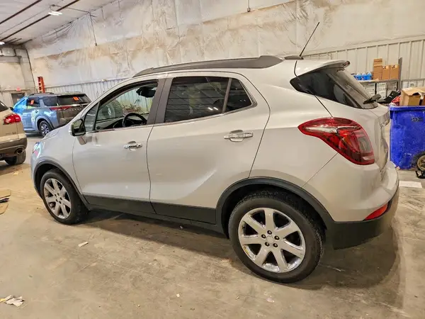 KL4CJBSB9HB013540 2017 BUICK ENCORE - Image 2