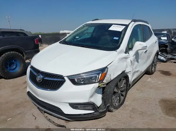 KL4CJBSB9JB536319 2018 BUICK ENCORE - Image 2