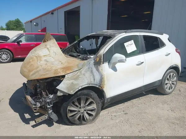 KL4CJBSB9JB575296 2018 BUICK ENCORE - Image 2