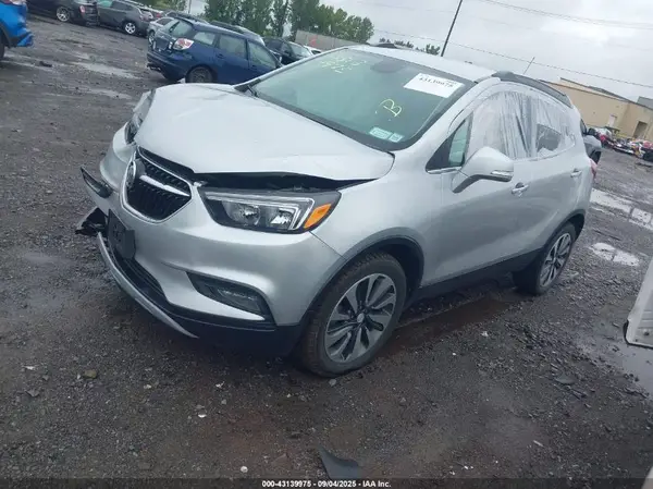 KL4CJBSB9JB578800 2018 BUICK ENCORE - Image 2