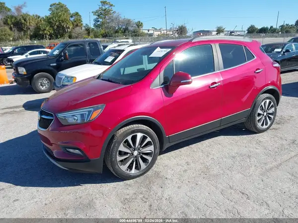 KL4CJBSB9JB633777 2018 BUICK ENCORE - Image 2