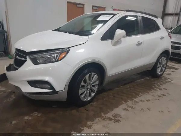 KL4CJBSBXHB016723 2017 BUICK ENCORE - Image 2
