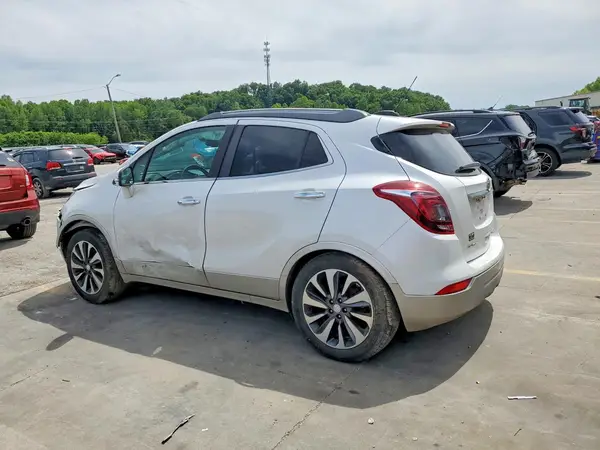 KL4CJBSBXJB621167 2018 BUICK ENCORE - Image 2