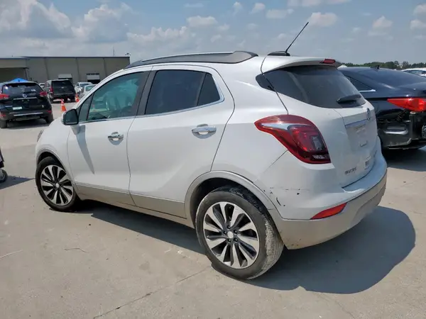 KL4CJBSM3JB717773 2018 BUICK ENCORE - Image 2