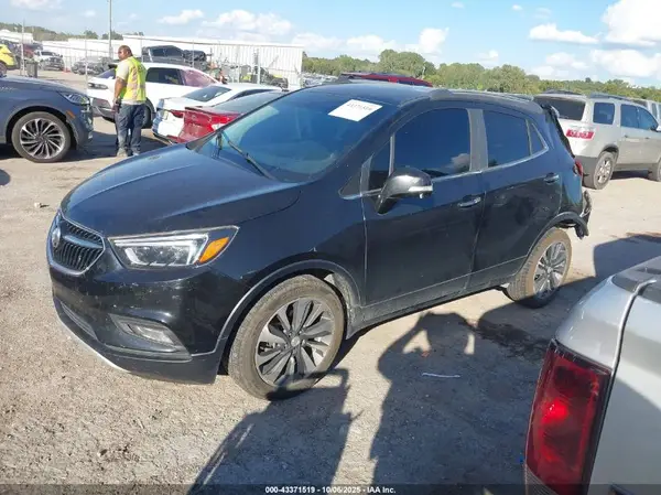 KL4CJCSB0HB042107 2017 BUICK ENCORE - Image 2
