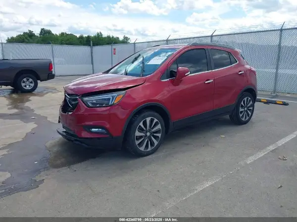 KL4CJCSB0JB526560 2018 BUICK ENCORE - Image 2