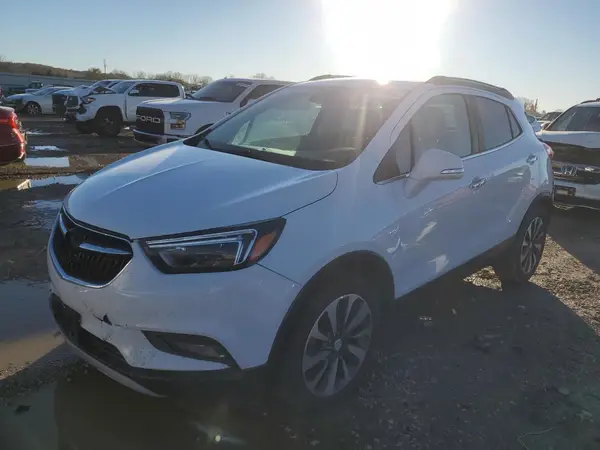 KL4CJCSB0JB635035 2018 BUICK ENCORE - Image 1
