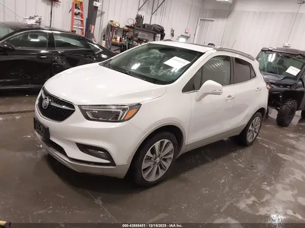 KL4CJCSB1HB003915 2017 BUICK ENCORE - Image 2