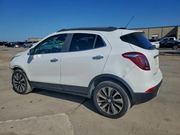 KL4CJCSB1JB528852 2018 BUICK ENCORE - Image 2