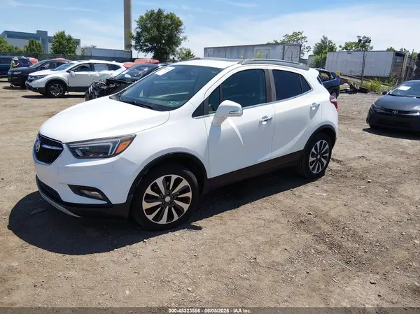 KL4CJCSB1JB532626 2018 BUICK ENCORE - Image 2