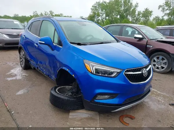 KL4CJCSB1JB569742 2018 BUICK ENCORE - Image 1
