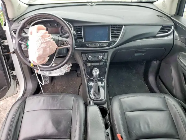 KL4CJCSB1JB632208 2018 BUICK ENCORE - Image 8