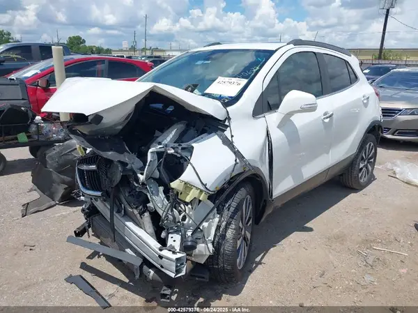 KL4CJCSB2JB643427 2018 BUICK ENCORE - Image 2