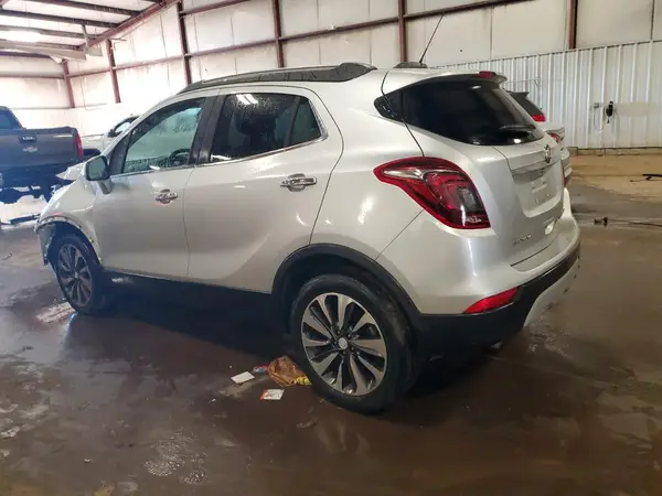 KL4CJCSB3JB571122 2018 BUICK ENCORE - Image 2