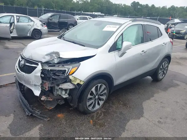 KL4CJCSB3JB697139 2018 BUICK ENCORE - Image 2