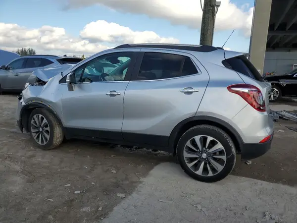 KL4CJCSB3LB037928 2020 BUICK ENCORE - Image 2