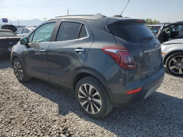 KL4CJCSB4JB523418 2018 BUICK ENCORE - Image 2