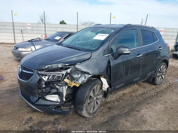 KL4CJCSB5JB531933 2018 BUICK ENCORE - Image 2