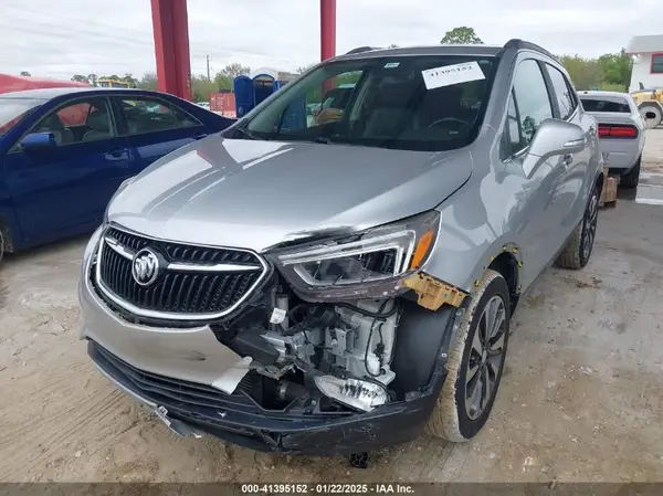 KL4CJCSB5JB535562 2018 BUICK ENCORE - Image 2