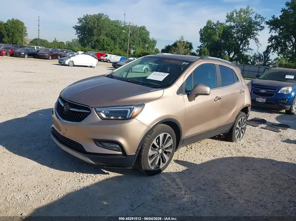 KL4CJCSB6JB669903 2018 BUICK ENCORE - Image 2