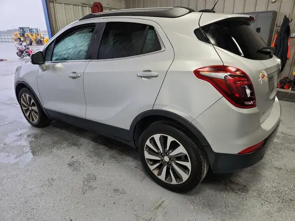 KL4CJCSB7JB534140 2018 BUICK ENCORE - Image 2