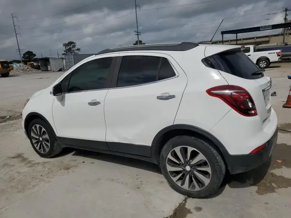 KL4CJCSB8JB524930 2018 BUICK ENCORE - Image 2