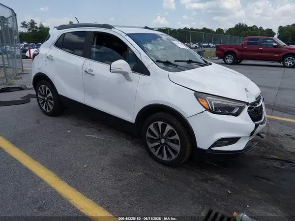 KL4CJCSB8JB529335 2018 BUICK ENCORE - Image 1