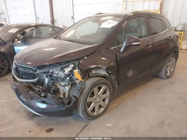 KL4CJCSB8JB533577 2018 BUICK ENCORE - Image 2