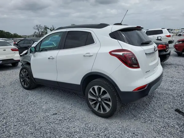 KL4CJCSB8JB536771 2018 BUICK ENCORE - Image 2