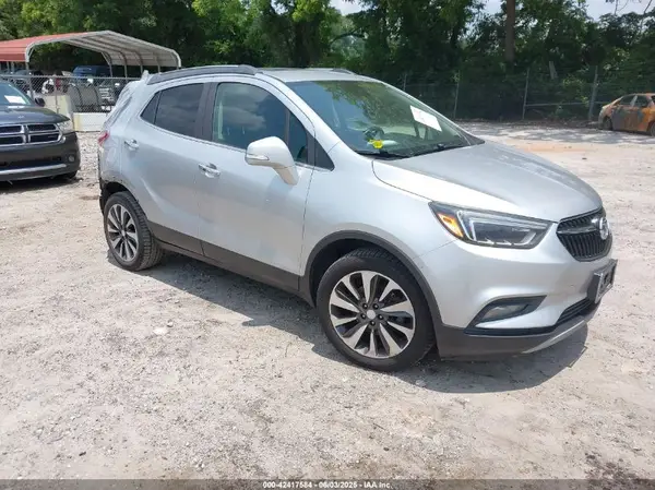 KL4CJCSB8JB552551 2018 BUICK ENCORE - Image 1
