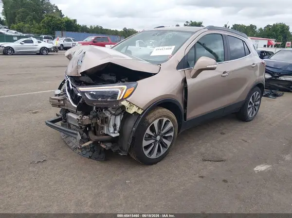 KL4CJCSB8JB633808 2018 BUICK ENCORE - Image 2
