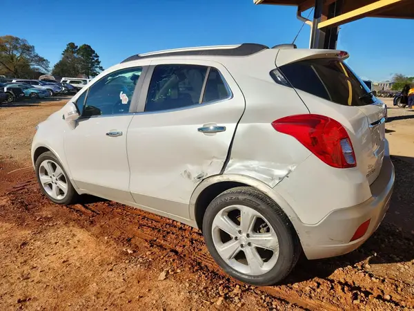 KL4CJCSB9GB576334 2016 BUICK ENCORE - Image 2
