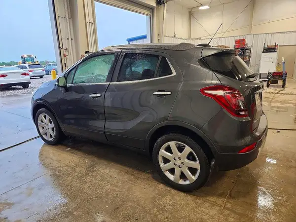 KL4CJCSB9HB043353 2017 BUICK ENCORE - Image 2