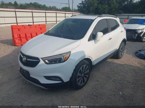 KL4CJCSB9JB527612 2018 BUICK ENCORE - Image 2