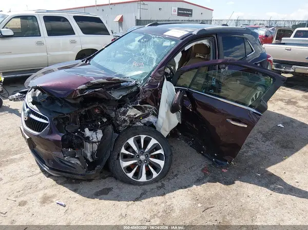 KL4CJCSB9JB542305 2018 BUICK ENCORE - Image 2