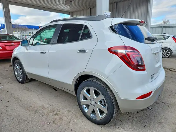 KL4CJCSB9JB603894 2018 BUICK ENCORE - Image 2