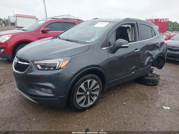 KL4CJCSB9JB721072 2018 BUICK ENCORE - Image 2