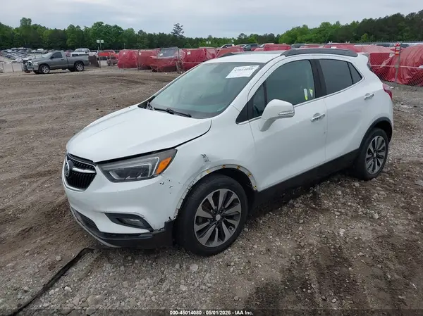 KL4CJCSBXJB527117 2018 BUICK ENCORE - Image 2