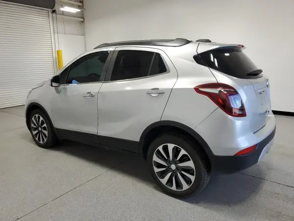 KL4CJCSBXLB034699 2020 BUICK ENCORE - Image 2