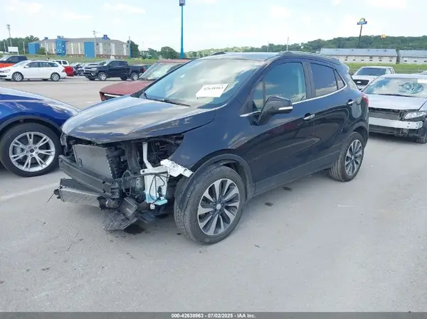 KL4CJCSBXLB058887 2020 BUICK ENCORE - Image 2