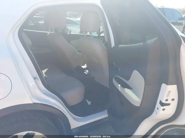 KL4CJCSM5KB756386 2019 BUICK ENCORE - Image 8
