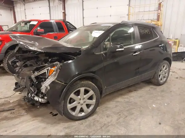 KL4CJCSM7HB013415 2017 BUICK ENCORE - Image 2