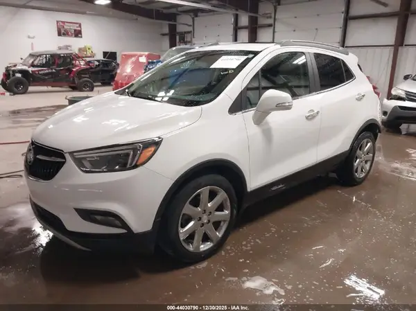 KL4CJCSM7HB018520 2017 BUICK ENCORE - Image 2