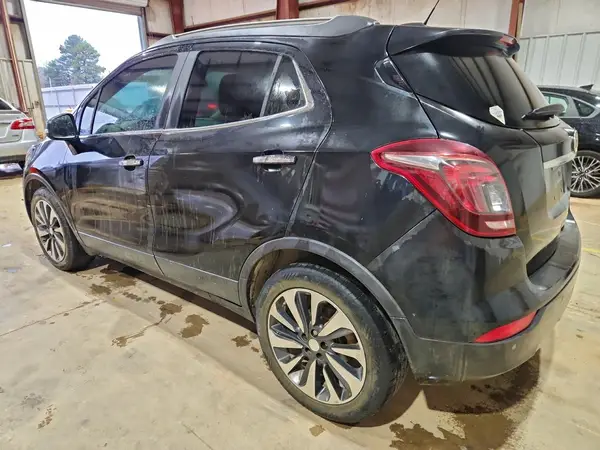KL4CJCSM7KB733126 2019 BUICK ENCORE - Image 2