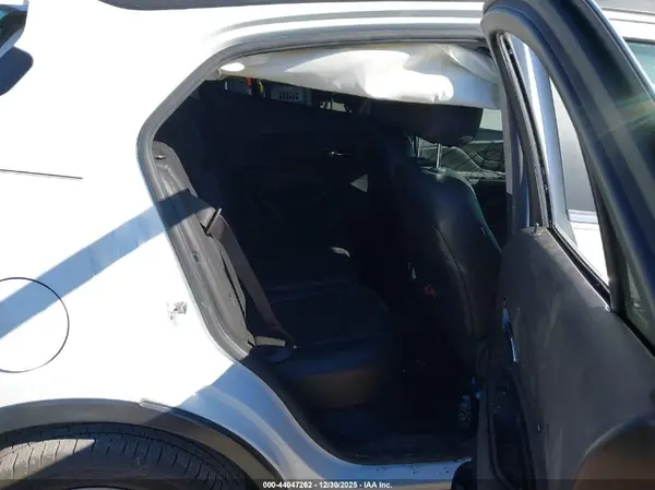 KL4CJCSM7KB757166 2019 BUICK ENCORE - Image 8