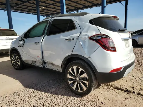 KL4CJCSM7KB761380 2019 BUICK ENCORE - Image 2