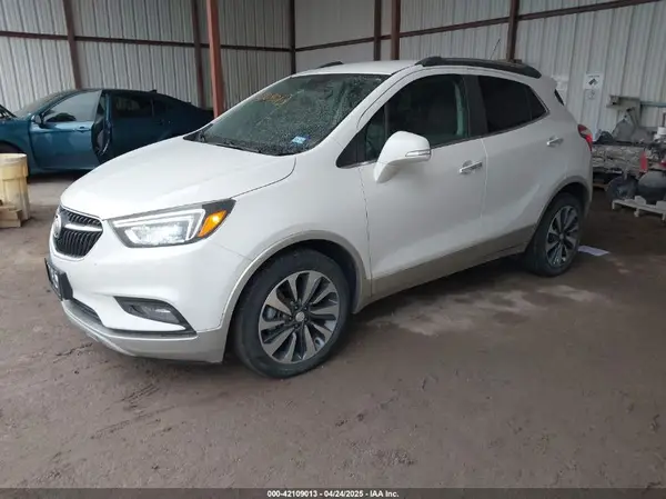KL4CJCSM8KB813695 2019 BUICK ENCORE - Image 2