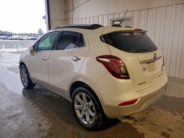 KL4CJCSMXJB549202 2018 BUICK ENCORE - Image 2