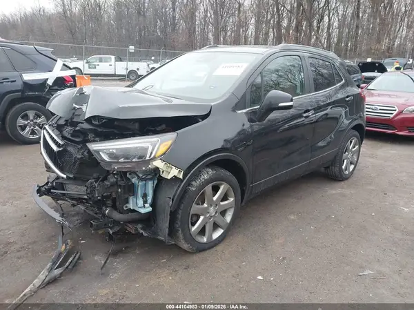KL4CJDSB0HB140592 2017 BUICK ENCORE - Image 2