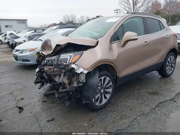 KL4CJDSB0JB571875 2018 BUICK ENCORE - Image 2